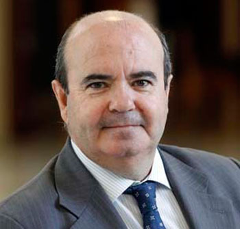 El Secretario de Ciudades y Poltica Municipal, Gaspar Zarras