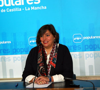 La diputada regional del Grupo Parlamentario Popular, Cesrea Arnedo