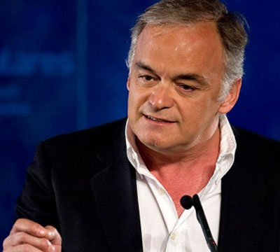 Esteban Gonzlez Pons durante su intervencin