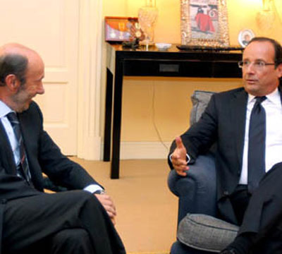 El Secretario General del PSOE, Alfredo Prez Rubalcaba,  y el presidente de la Repblica Francesa, Franois Hollande