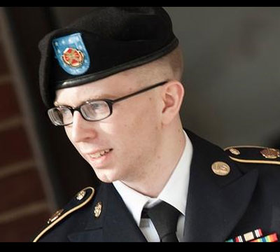 Noticia de Politica 24h: Estados Unidos debe conmutar la pena impuesta a Bradley Manning e investigar los abusos que denunci