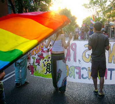 Noticia de Politica 24h: El Gobierno debe manifestar formalmente la preocupacin y repulsa  ante las autoridades rusas por la escalada de LGTBIfobia