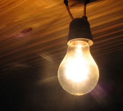 Noticia de Politica 24h: ADICAE. Una reforma eléctrica contra los consumidores