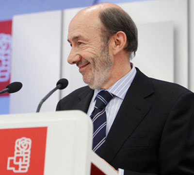 Noticia de Politica 24h: Rubalcaba acusa a Rajoy de 