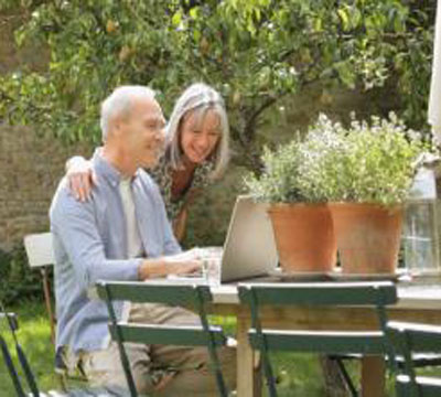 Noticia de Politica 24h: El Gobierno ha tenido el coraje que no tuvo el PSOE para presentar la reforma necesaria para garantizar las pensiones 