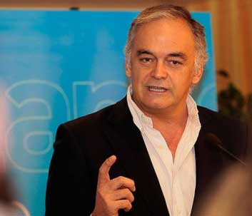 Esteban Gonzlez Pons en la junta directiva del PP de Navarra