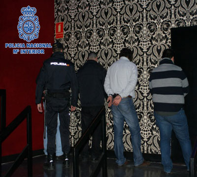 Noticia de Politica 24h: La Polica Nacional desarticula en Sevilla una organizacin dedicada al trfico de drogas y a la trata de seres humanos