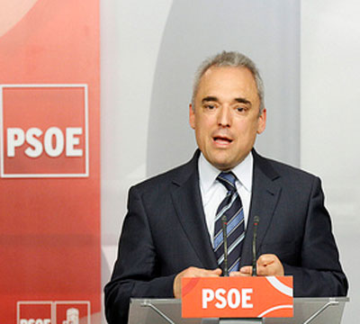 Noticia de Poltica 24h: PSOE denuncia la 