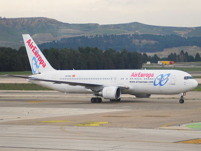 Noticia de Politica 24h: Air Europa, investigada por inflar los precios de sus vuelos a Canarias para recibir ms subvenciones